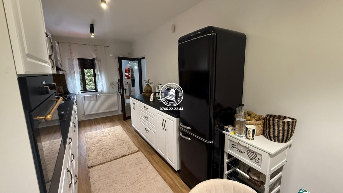 Vila  de vanzare  Pacurari, - foto 13