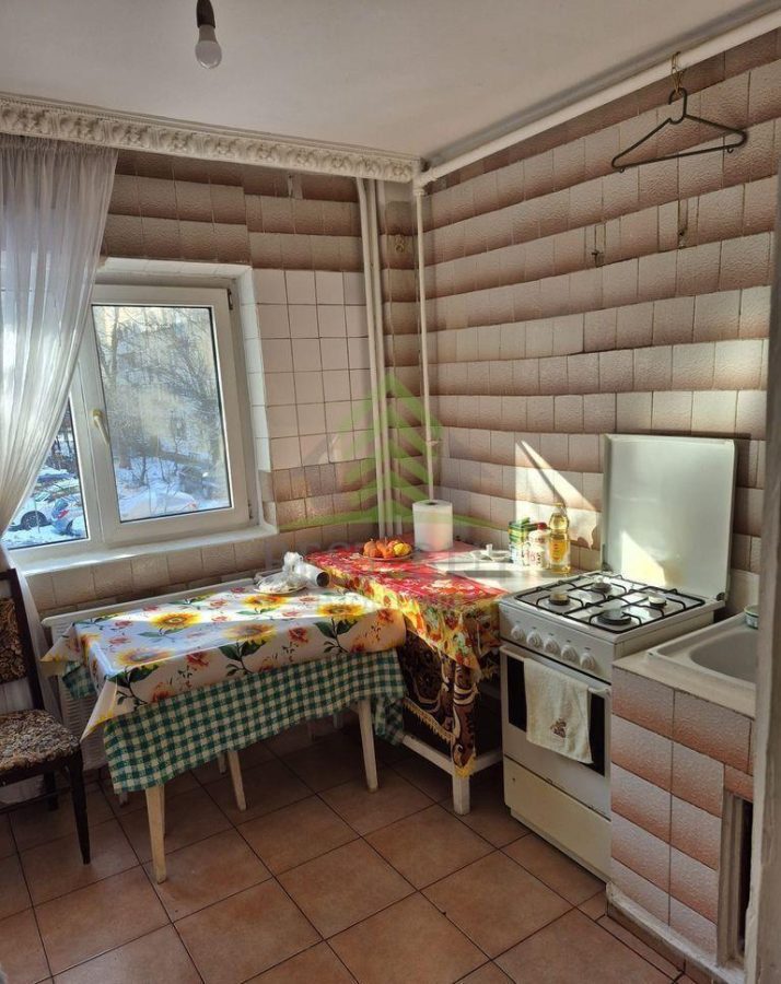 DUMBRAVA NOUA, MISCA PETRE, 52 MP ETAJ 1/8 BLOC 1983 - foto 9