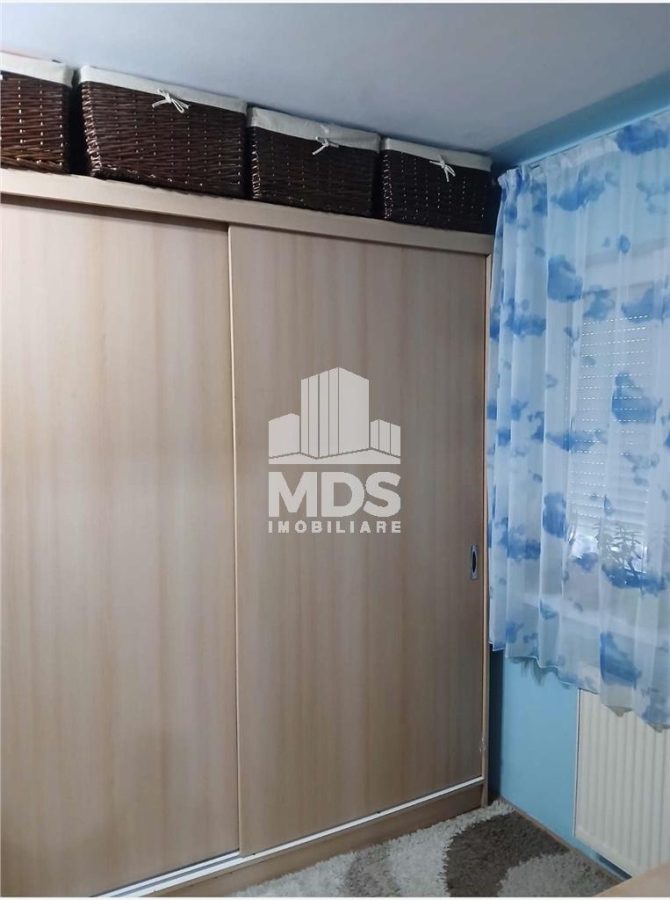 3 camere etaj 1 in piata Dacia - foto 6