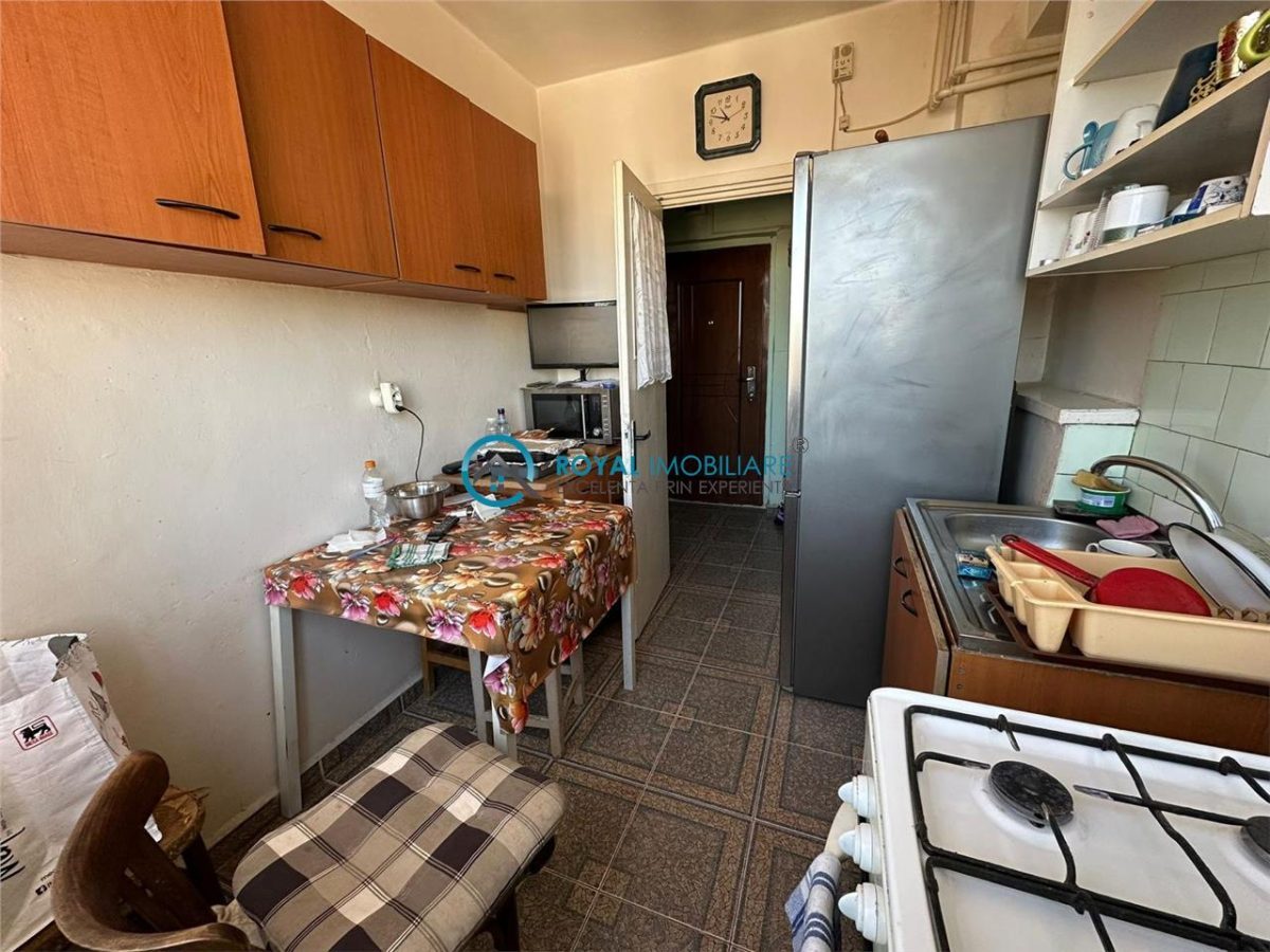 Royal Imobiliare - Vanzare apartament 3 camere zona Nord - foto 8