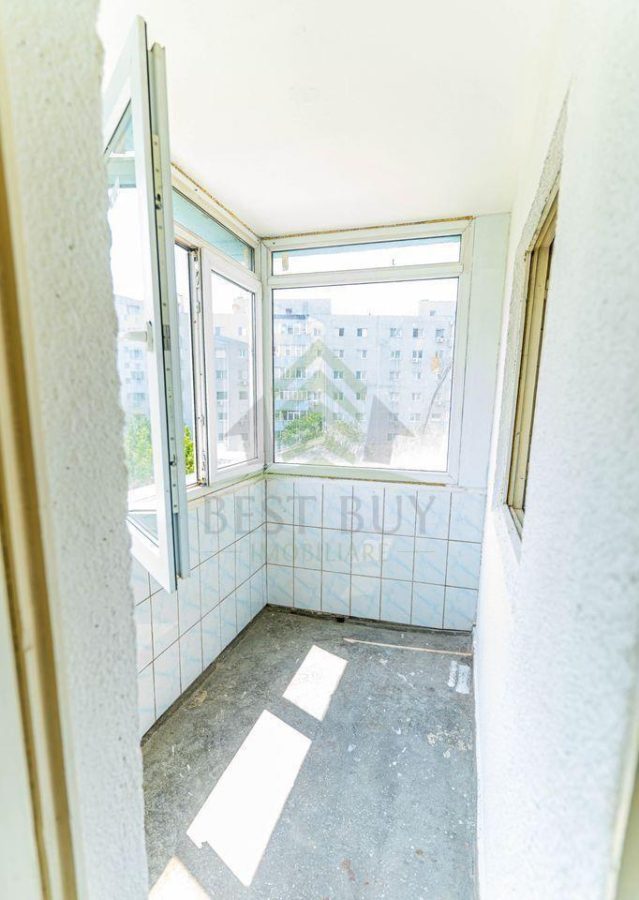 SEBASTIAN TUTUNARI 65 MP ETAJ 5/8 BLOC 1985 REABILITAT - foto 6