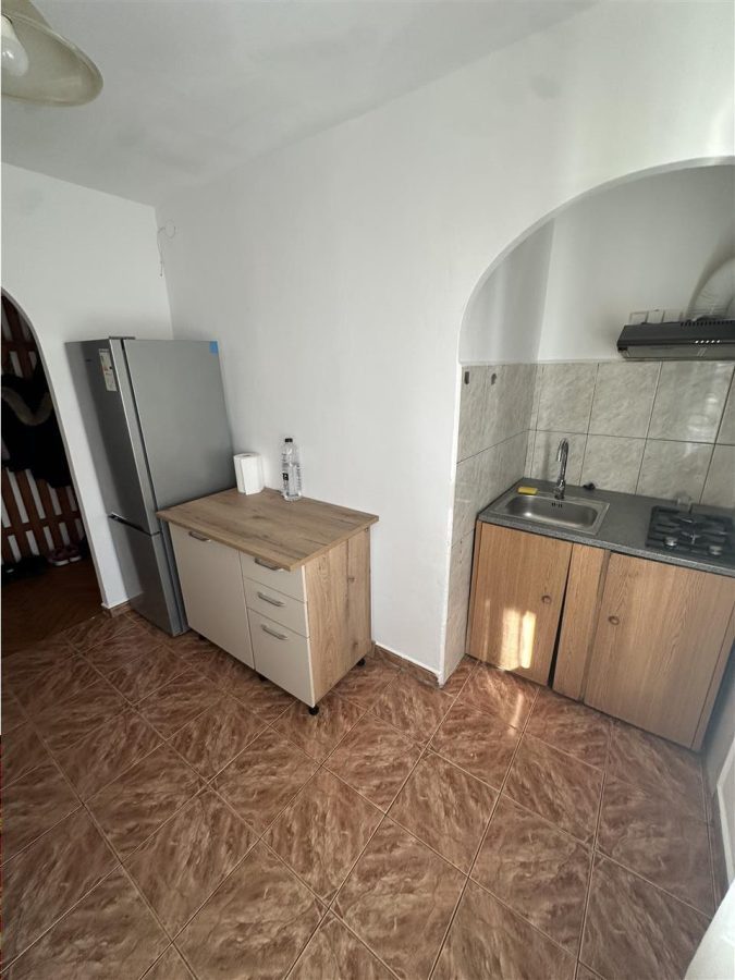 3 camere etaj intermediar Aradului langa Brd cu 2 bai - foto 9