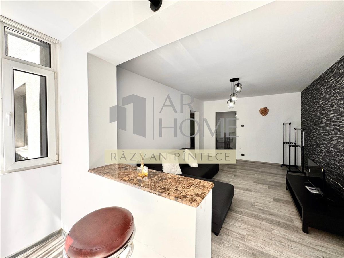 Inchiriere apartament 2 camere, decomandat, zona Nord, Ploiesti. - foto 3