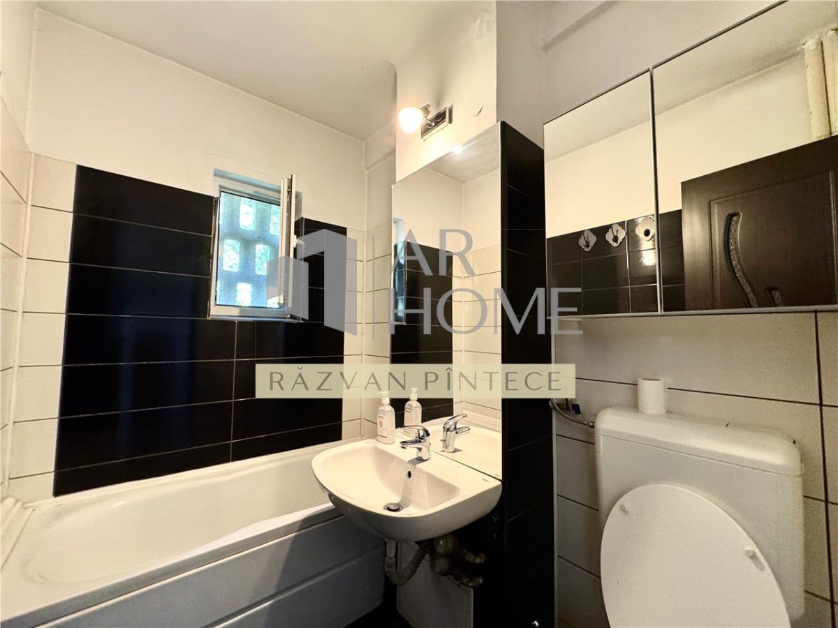 Inchiriere apartament 2 camere, decomandat, zona Nord, Ploiesti. - foto 10