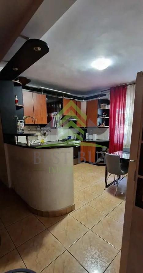 SEBASTIAN, JUMBO, NASAUD, 4 CAMERE PARTER, 94 MP, BLOC 1989 - foto 4