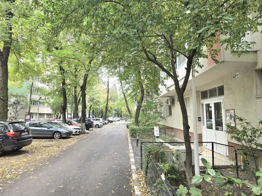 AP.2 CAM ET.3/7 VEDERE SPATE SECTOR 1 ION MIHALACHE METROU 1 MAI - foto 7