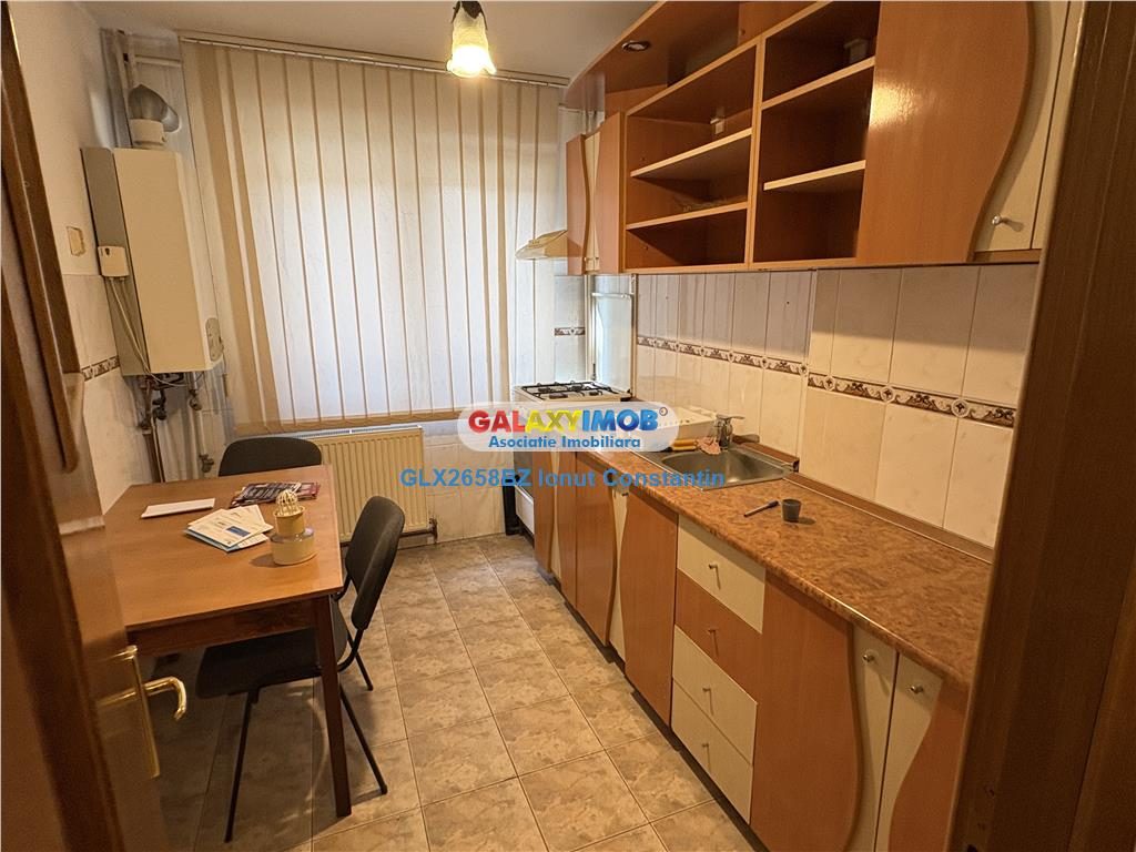 Vanzare apartament 2 camere zona CENTRALA - 
