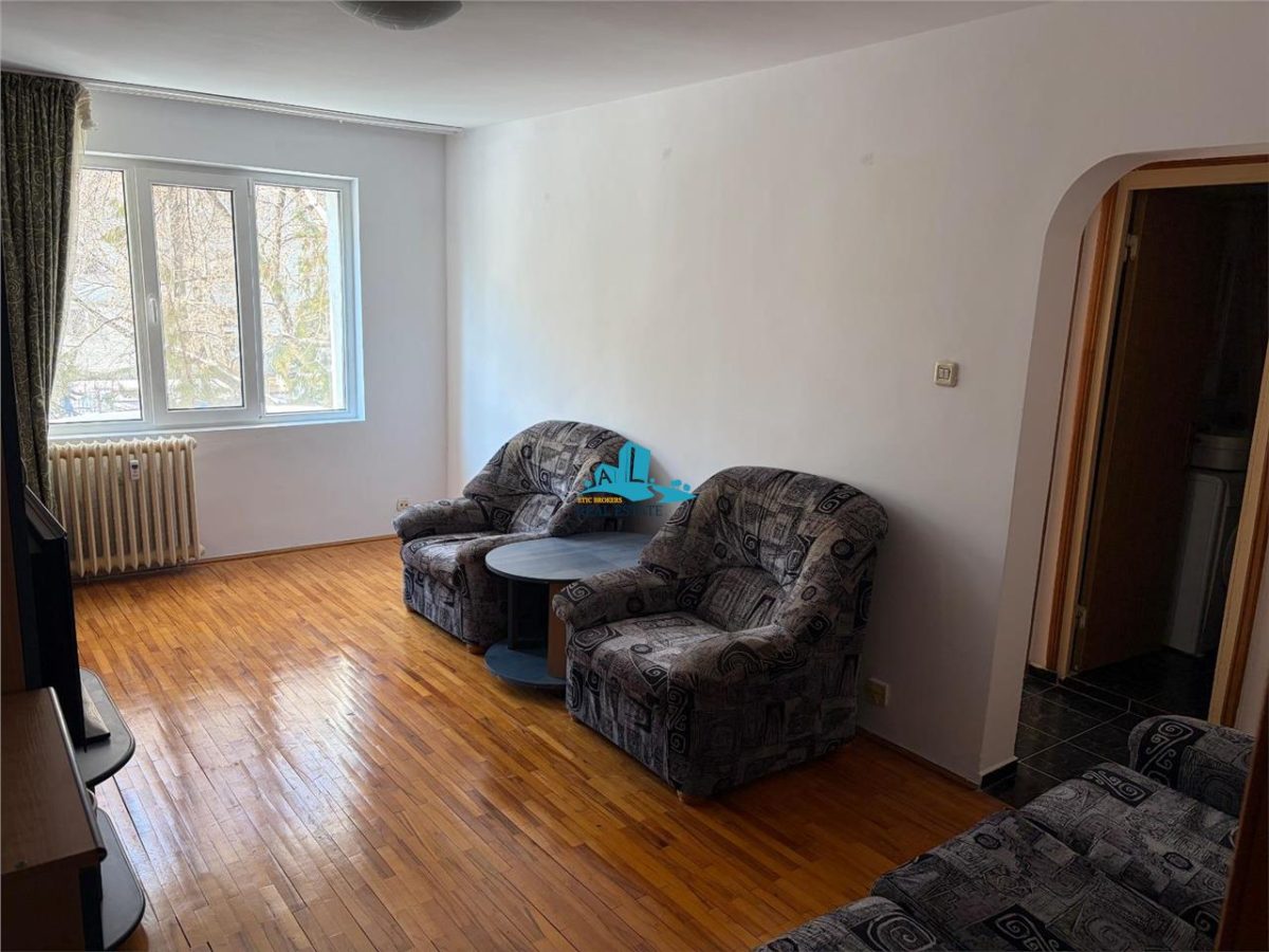 Vanzare apartament 4 camere, Dristor, loc de parcare, boxa - foto 3