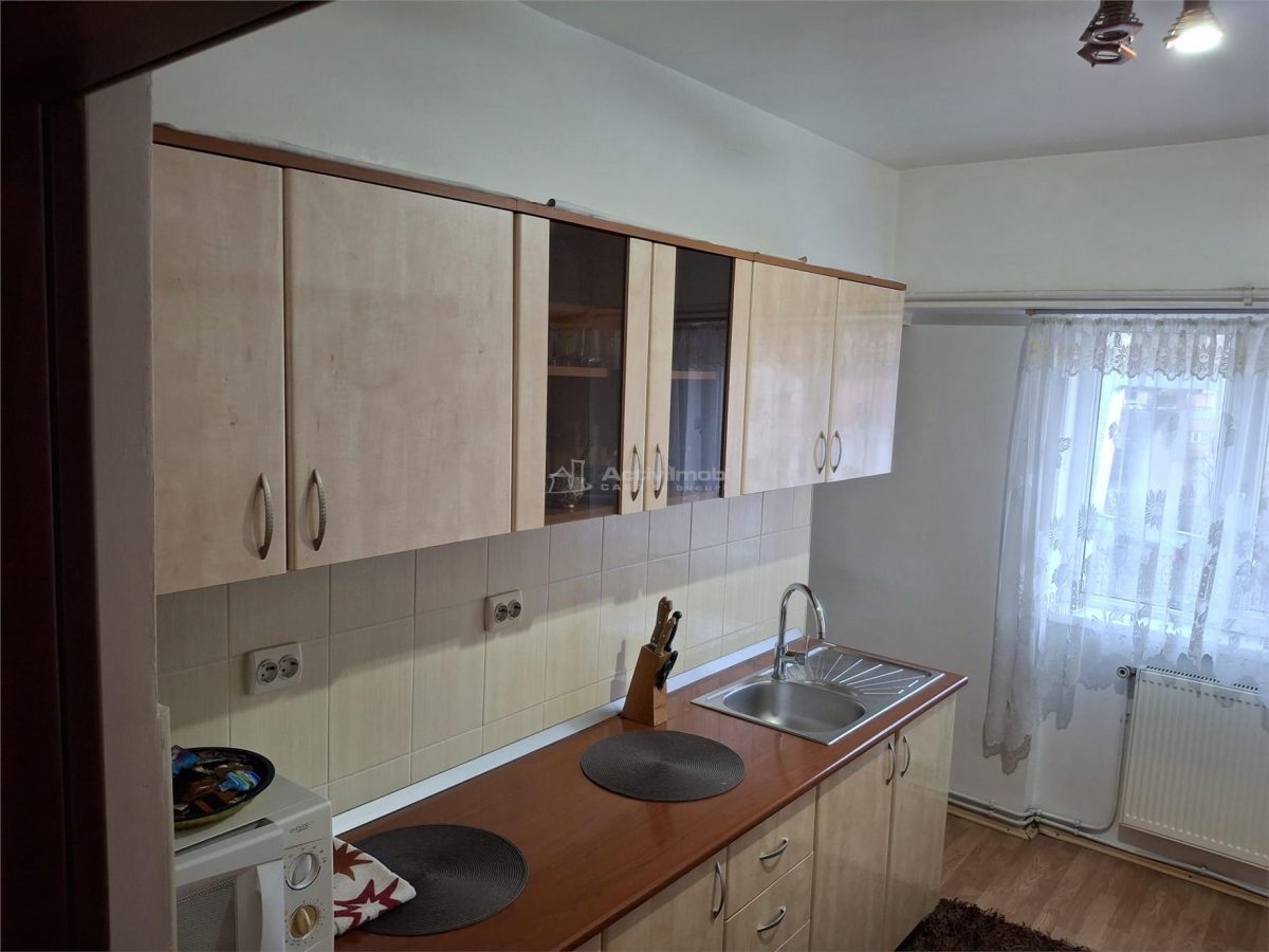 Resita, 3 Cam. Cf. 1,  DEC, LOC PARCARE, Mobilat + Utilat, LUX Ultracentral - foto 4