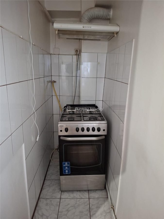 Resita, 3 Cam. Cf. 1,  DEC, LOC PARCARE, Mobilat + Utilat, LUX Ultracentral - foto 6