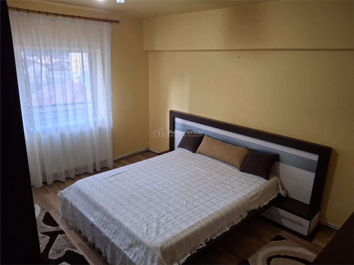 Resita, 3 Cam. Cf. 1,  DEC, LOC PARCARE, Mobilat + Utilat, LUX Ultracentral - foto 10