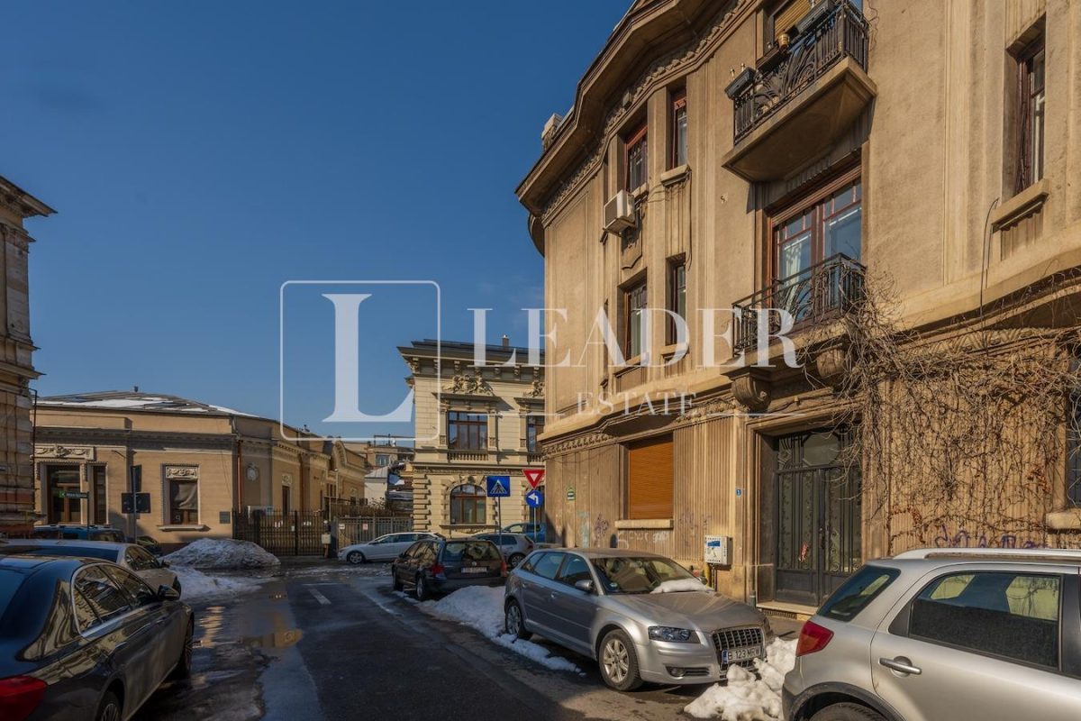 Apartament luminos cu farmec interbelic | Cartierul Armenesc | 80 mp - foto 22