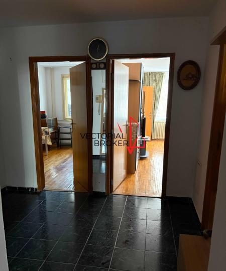 Apartament 4 camere Dristor Benzinaria Moll - foto 2