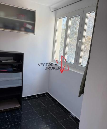 Apartament 4 camere Dristor Benzinaria Moll - foto 7