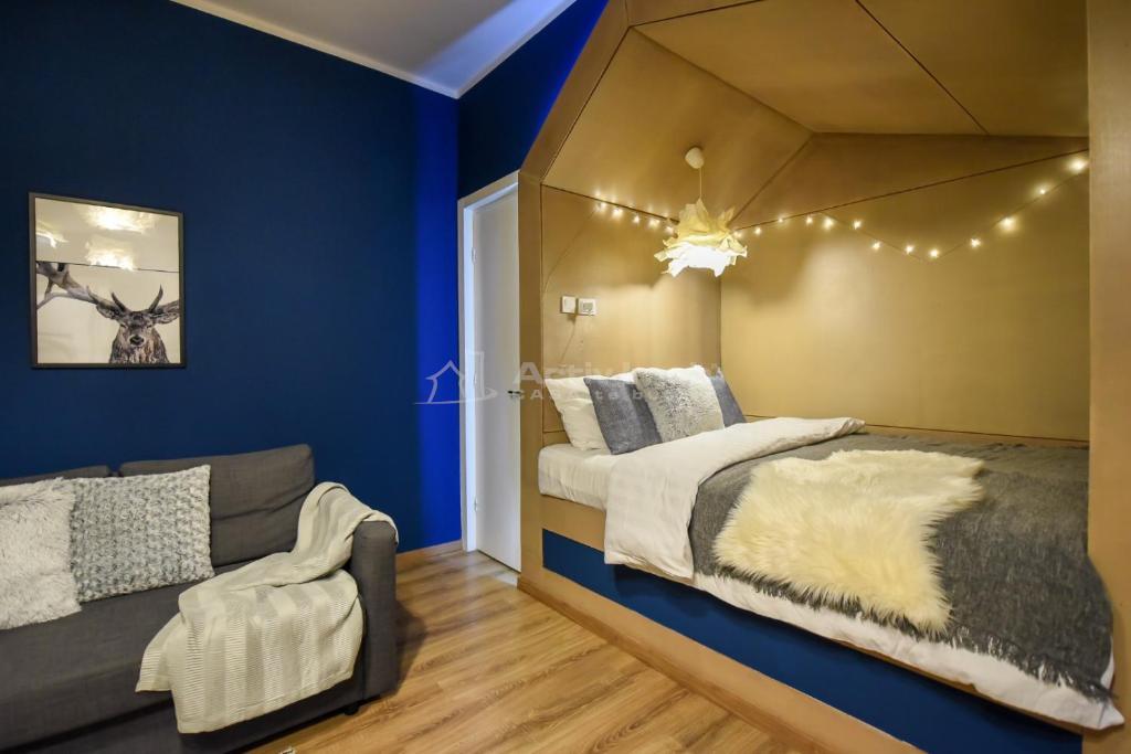 Ultracentral! Garsoniera Deosebita cu Centrala Proprie, Foarte Spatioasa - foto 3