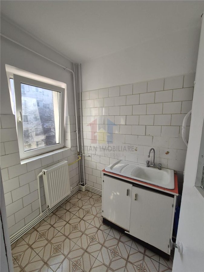 ETAJ 2 Garsoniera zona Dorobantilor - foto 3