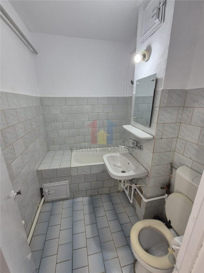 ETAJ 2 Garsoniera zona Dorobantilor - foto 5