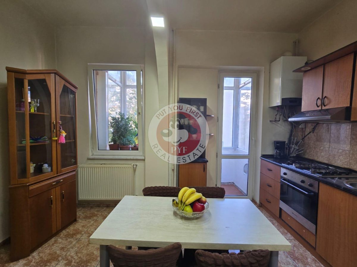 Mc Donald''s Buzesti | 4 cam | RS2 | Semidec | 111mp | B13043 - foto 15