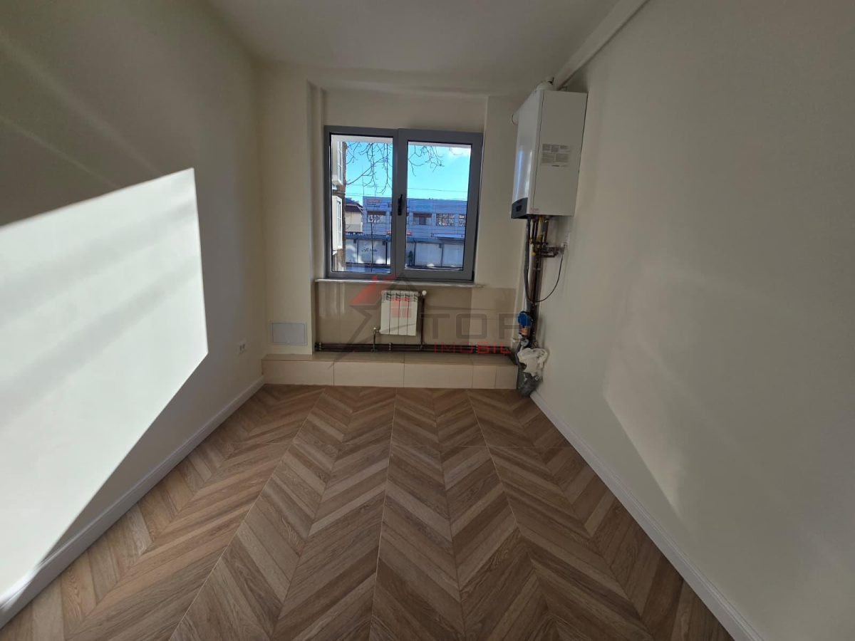 Spatiu Comercial - Podu Ros - la bulevard - foto 6