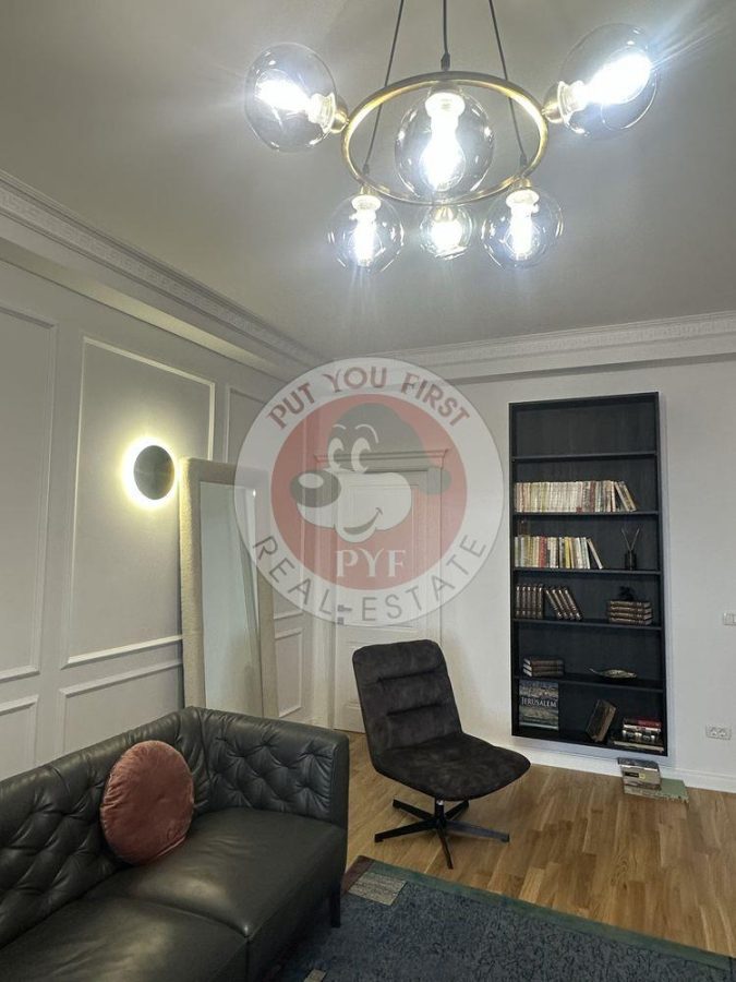 Victoria Hulo | 4 camere | U2 | 193mp | B13030 - 