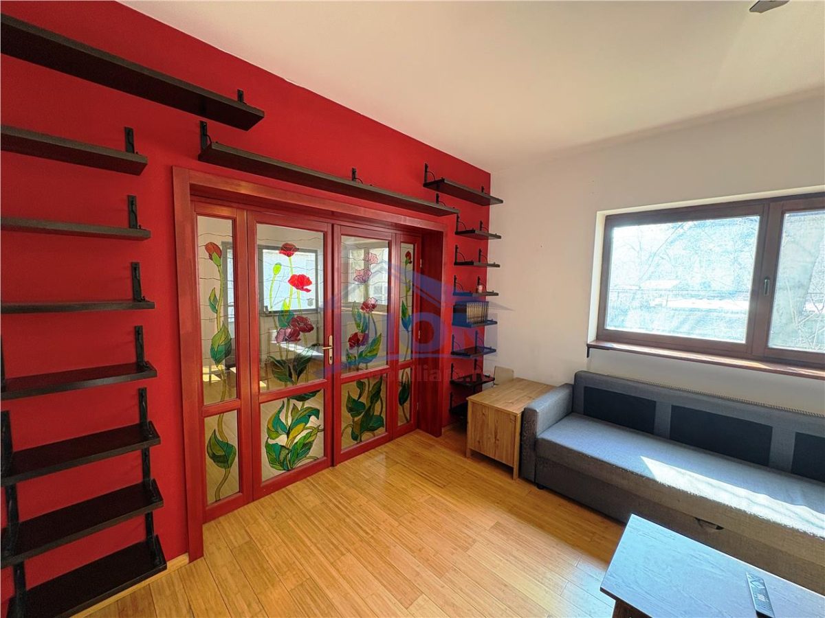 Unirii - Alba Iulia - Posta Vitan - 3 camere, etaj 1 - 