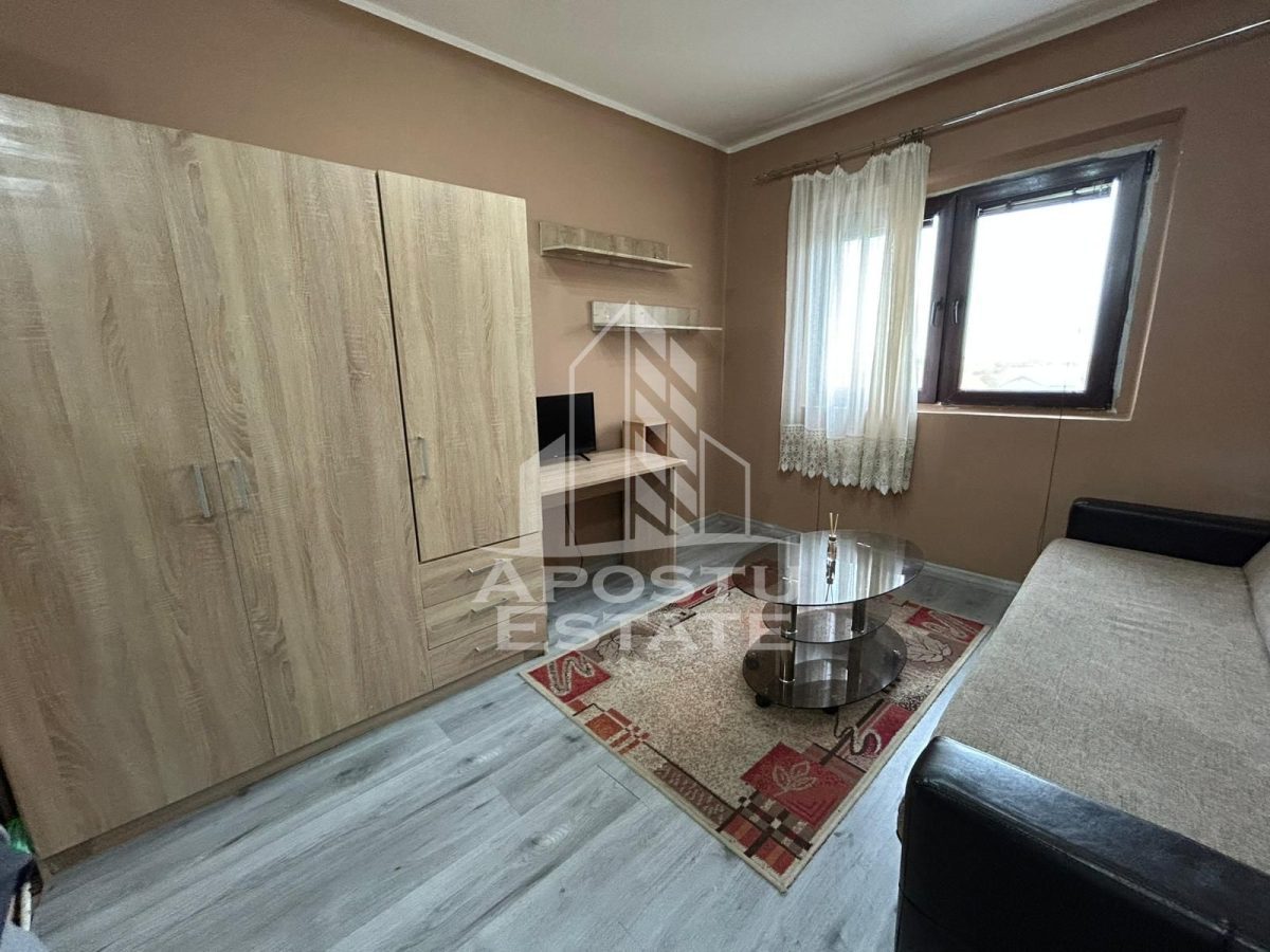 Garsoniera de inchiriat,zona Soarelui-Timisoara,22mp - 