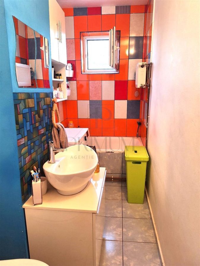 SPITALUL JUDETEAN - 4 CAM - ETJ.3 - 2BALCOANE - CENTRALA - ZONA EXCELENTA - foto 9