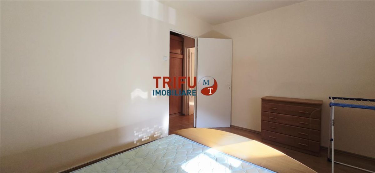 Apartament de inchiriat pe strada Bradisor - foto 2