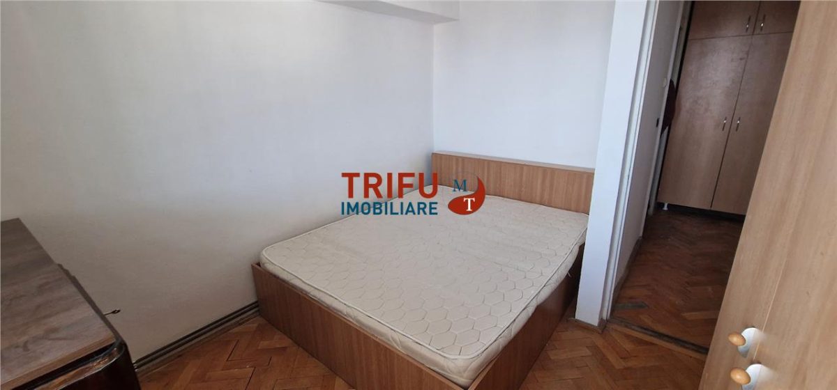 Apartament 3 camere cu scara interioara zona Centru - foto 7