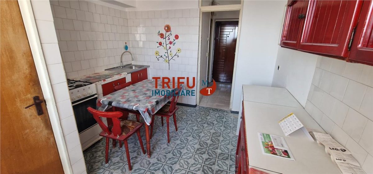 Apartament 3 camere cu scara interioara zona Centru - foto 9