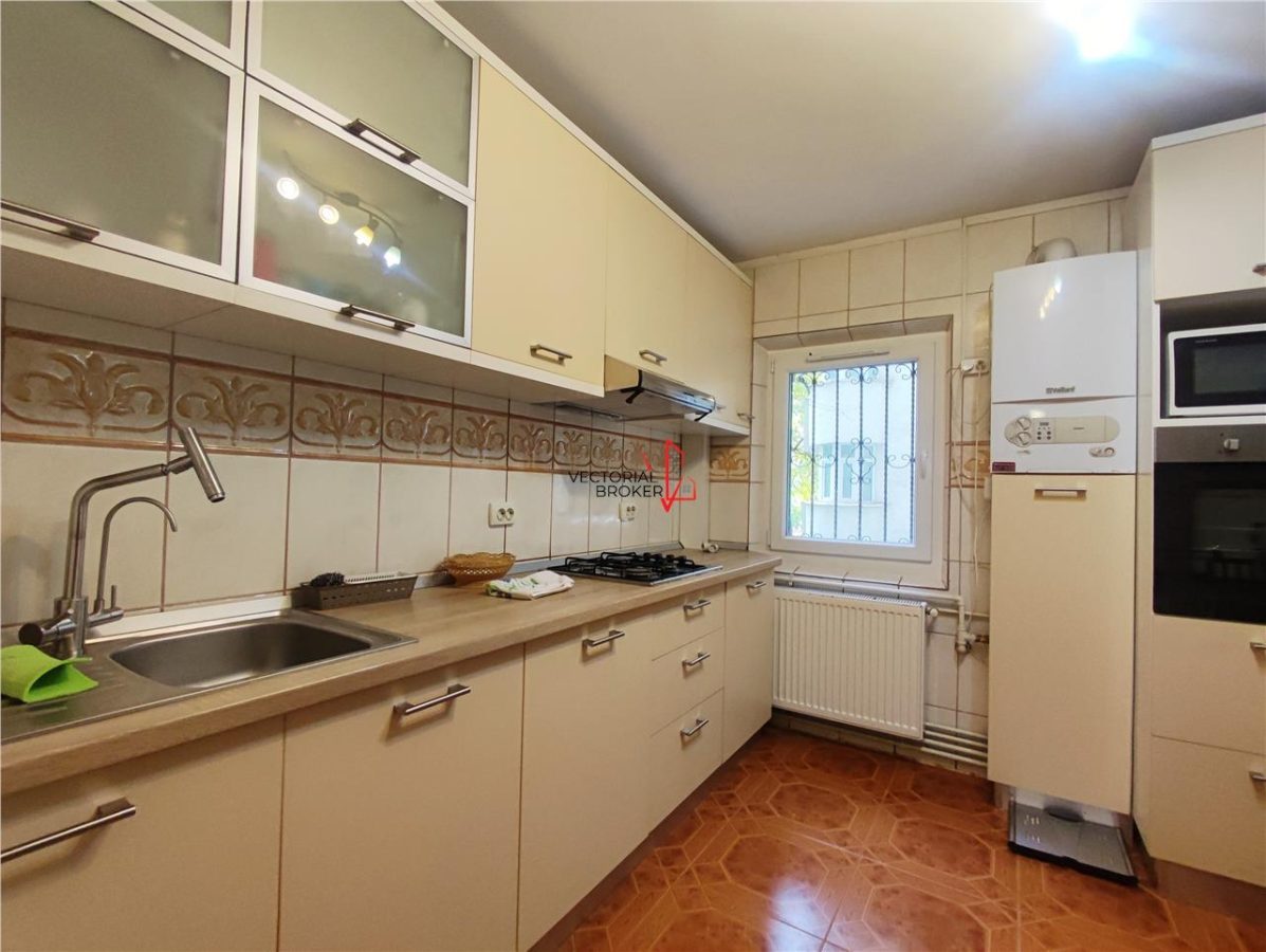 Et1., hol H, centrala termica, mobilat, utilat bloc 1991 Doamna Ghica Pancota - foto 10