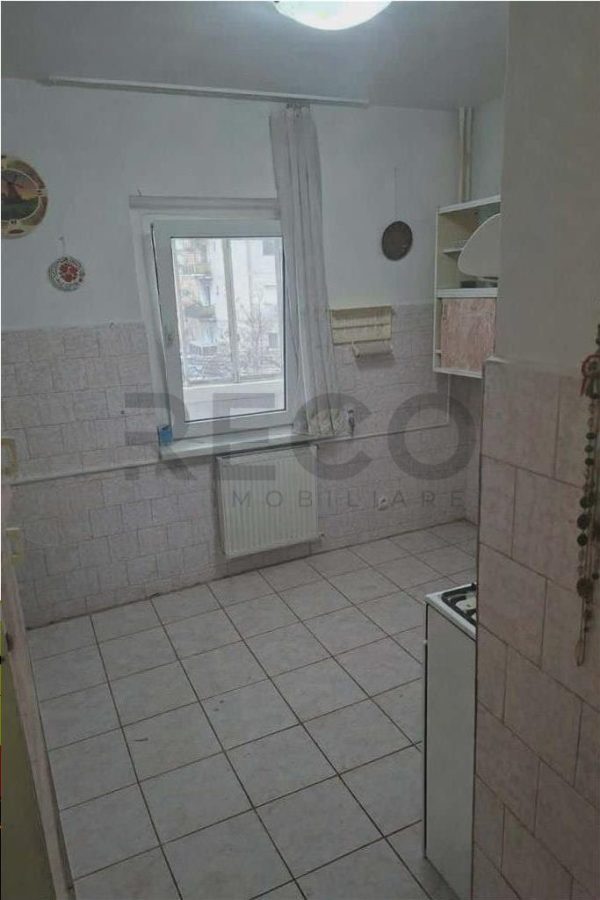 RECO apartament 3 camere in Rogerius - foto 9