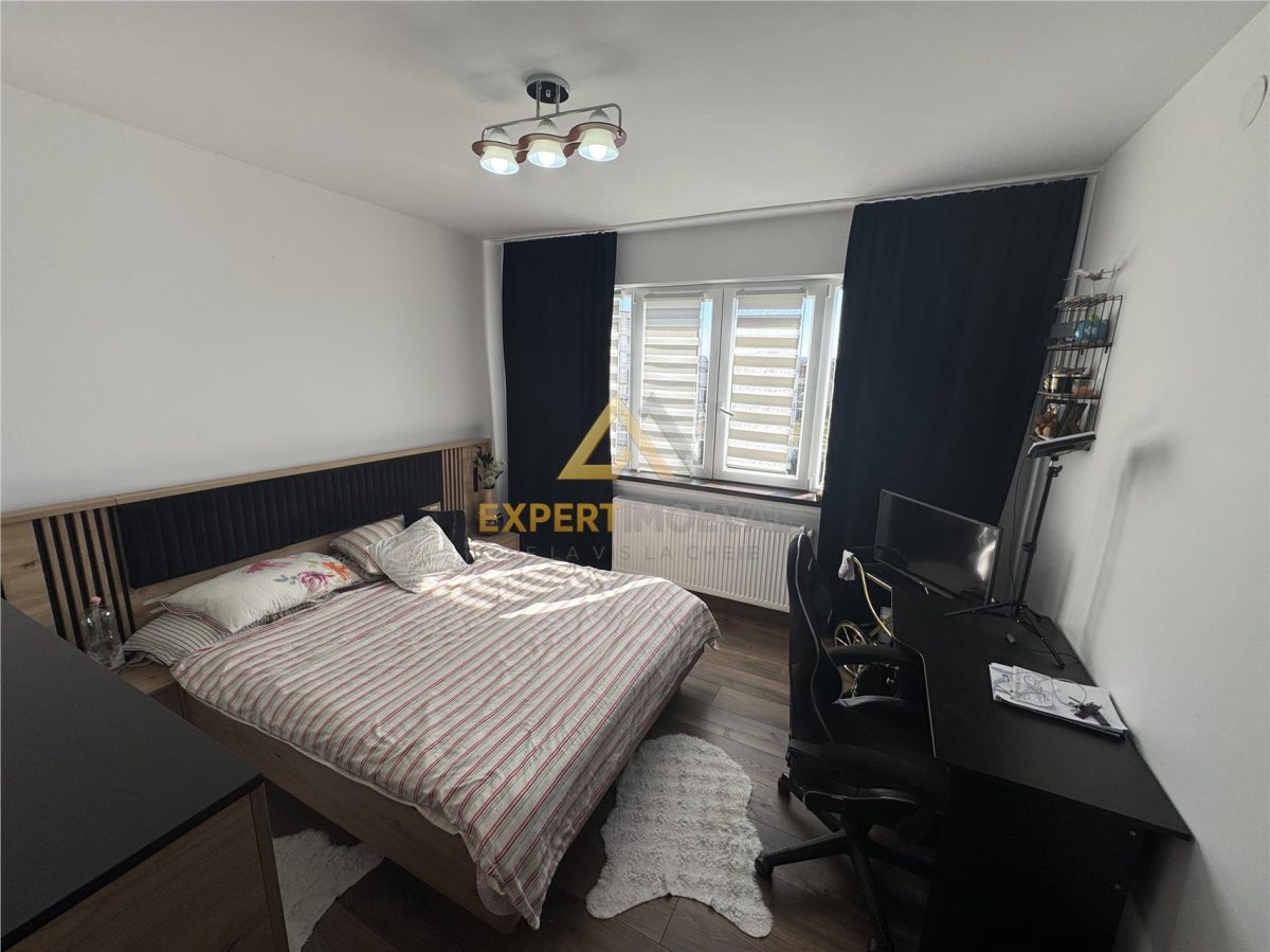 Apartament 3 camere de vanzare- Str. Minerilor - foto 9