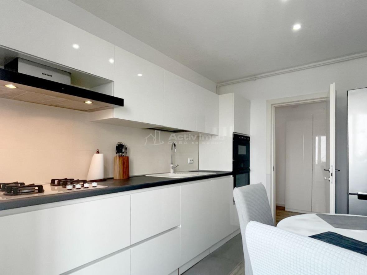 3 Camere, Premium, Piata Alba Iulia - foto 8