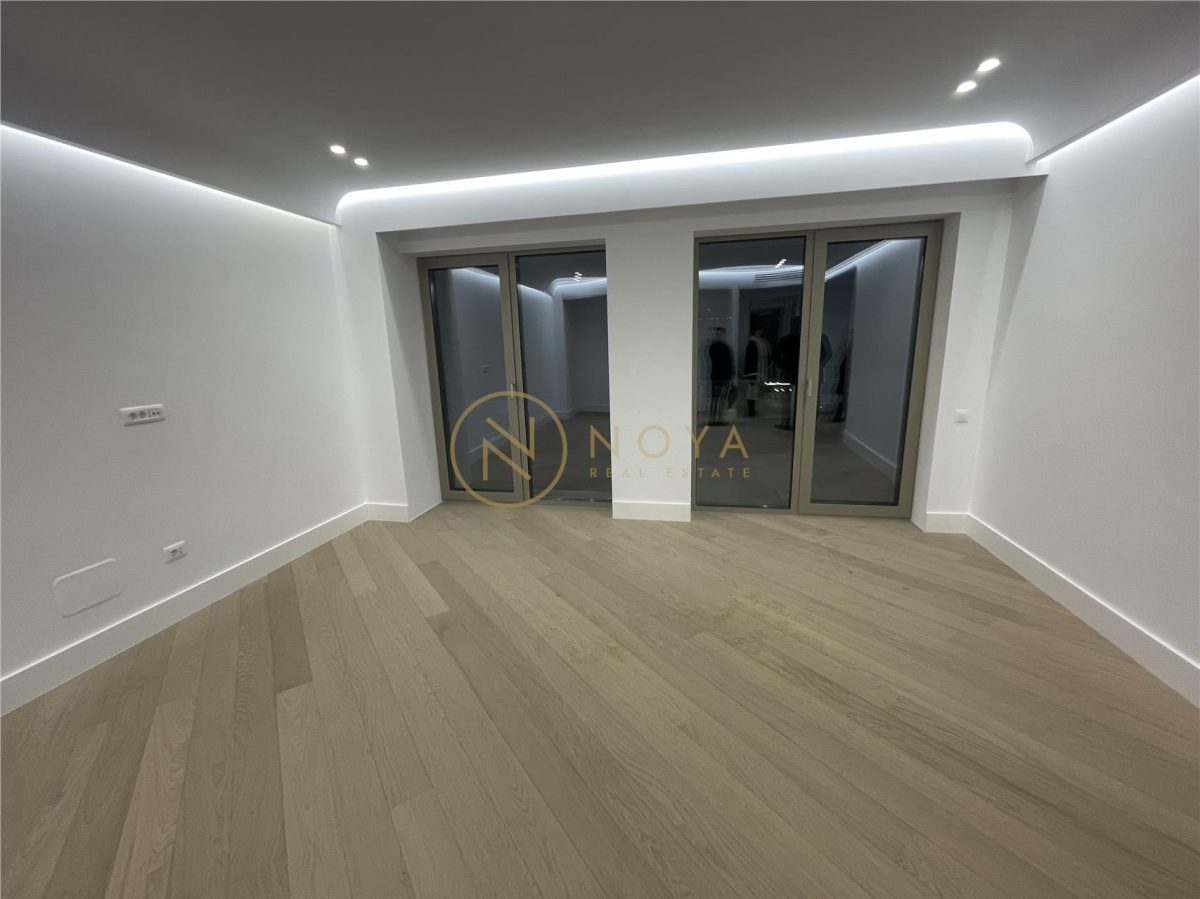 Vanzare apartament Pipera - Iancu Nicolae, Cortin126 cu parcare - 