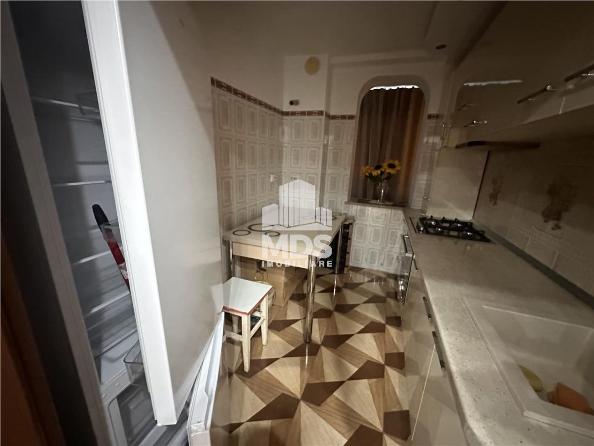 2 camere etaj 1 in bloc anvelopat - foto 9