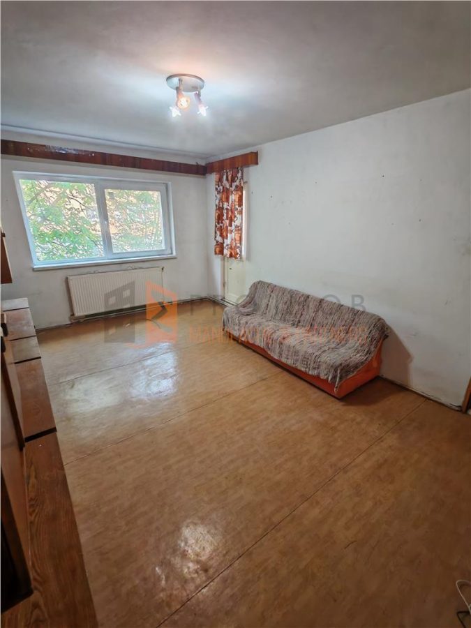 Apartament 2 camere cf 1 decomandat zona Unirii Sud - Buzau