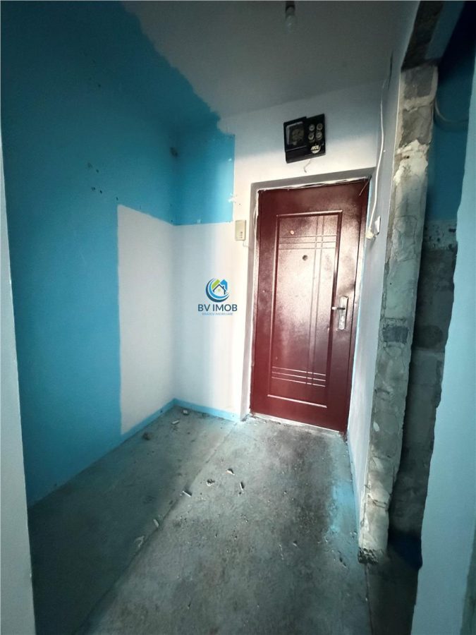 Vanzare garsoniera, zonaTractorul, etajul 1, insorita - foto 15