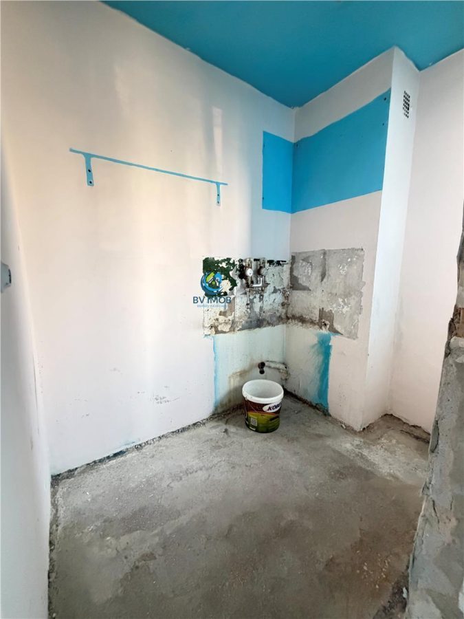 Vanzare garsoniera, zonaTractorul, etajul 1, insorita - foto 5