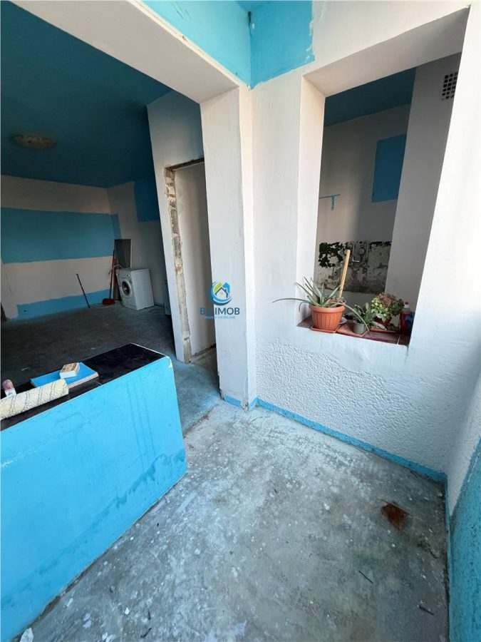 Vanzare garsoniera, zonaTractorul, etajul 1, insorita - foto 7