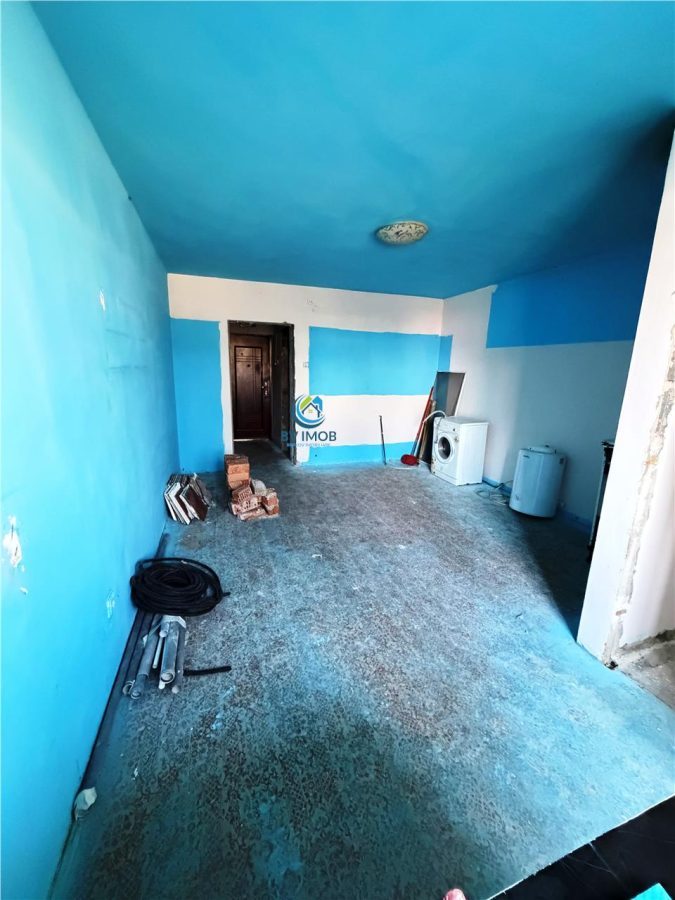 Vanzare garsoniera, zonaTractorul, etajul 1, insorita - foto 8