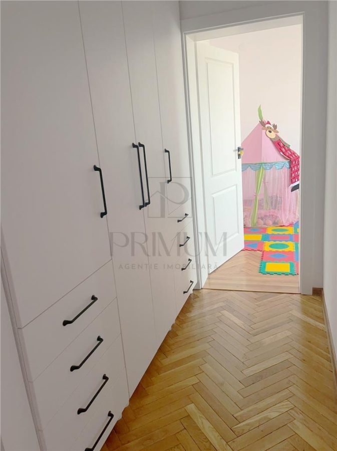 SAGULUI - 4 CAMERE - DECOM. - CENTRALA/AC - GARAJ IN CF - 2 BAI - RENOVAT - foto 9