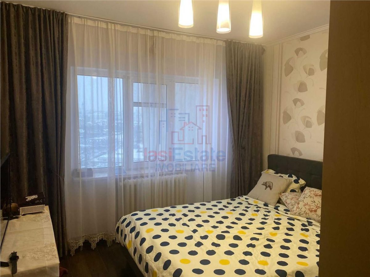 Apartament 3 camere Mircea cel Batran - 