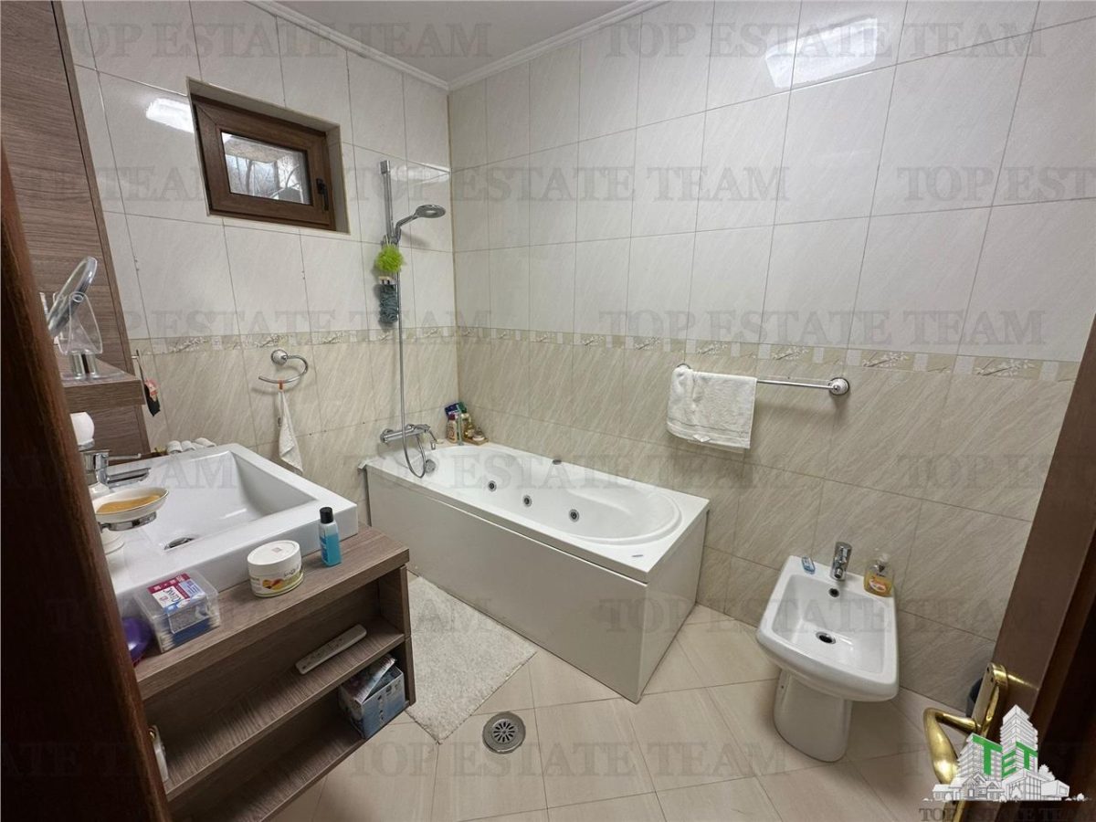 Casa de inchiriat in zona Bucurestii Noi Parc Bazilescu - foto 9