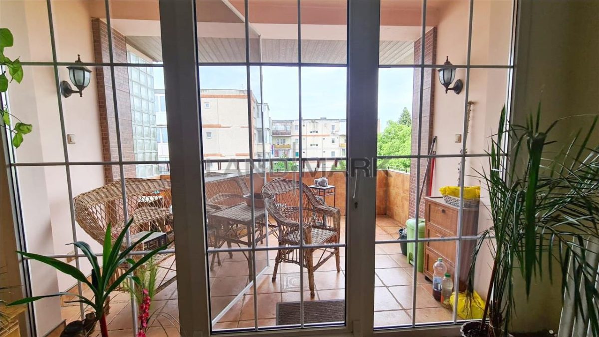 Apartament in asociatie, renovat, 6 cam 2 nivele cu garaj Elisabetin - foto 6