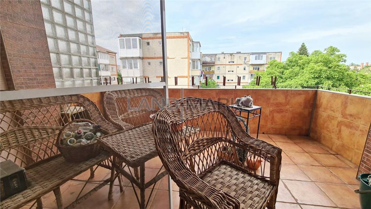Apartament in asociatie, renovat, 6 cam 2 nivele cu garaj Elisabetin - foto 7