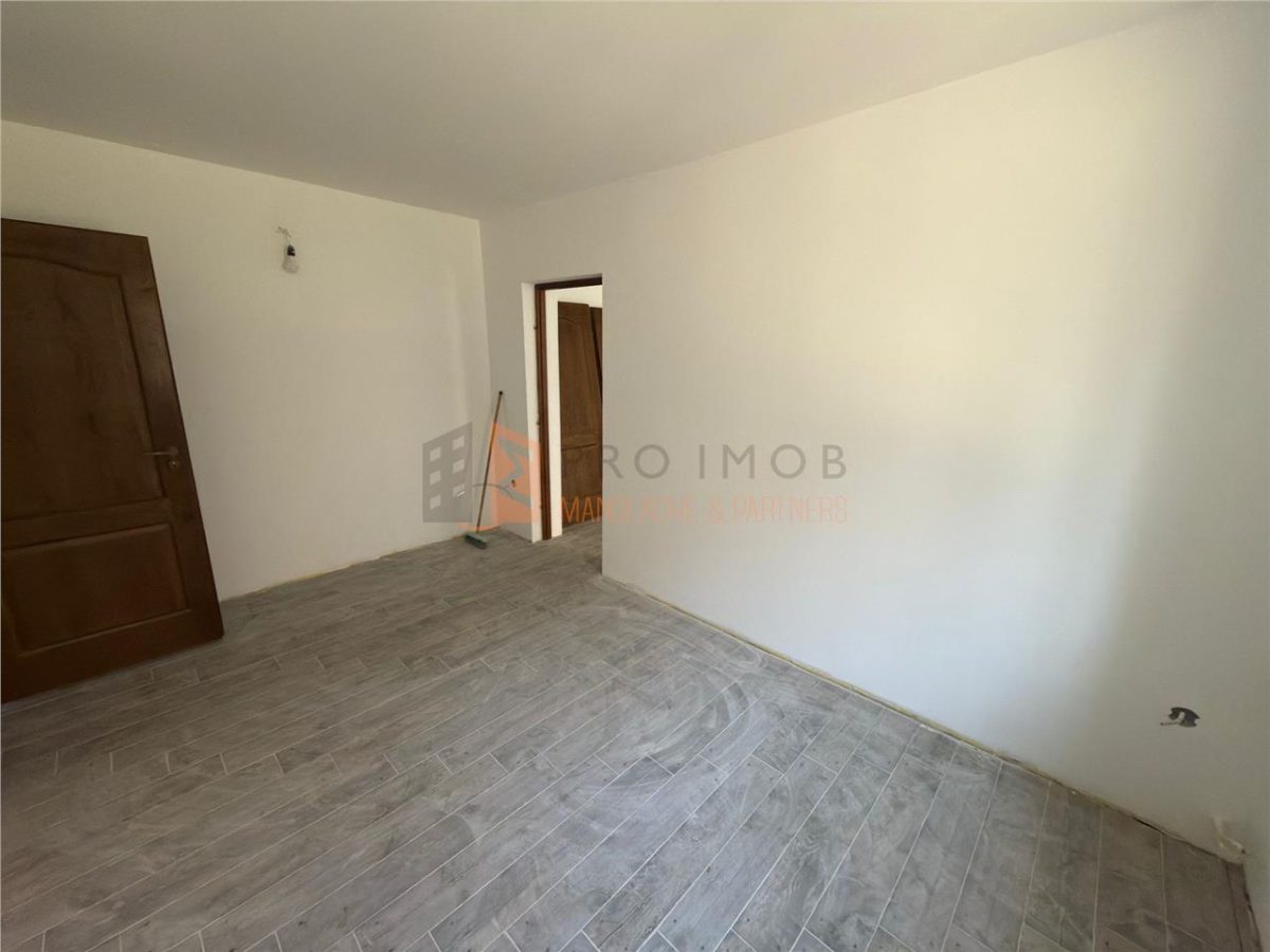 Apartament 2 camere cf 2 decomandat zona Spiru Haret - 