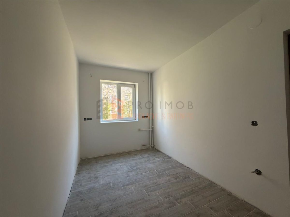 Apartament 2 camere cf 2 decomandat zona Spiru Haret - foto 3