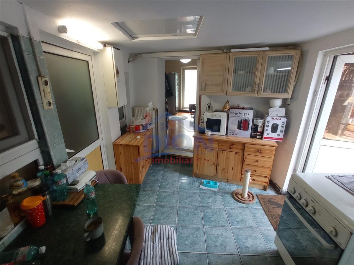 Casa cu foisor - foto 2