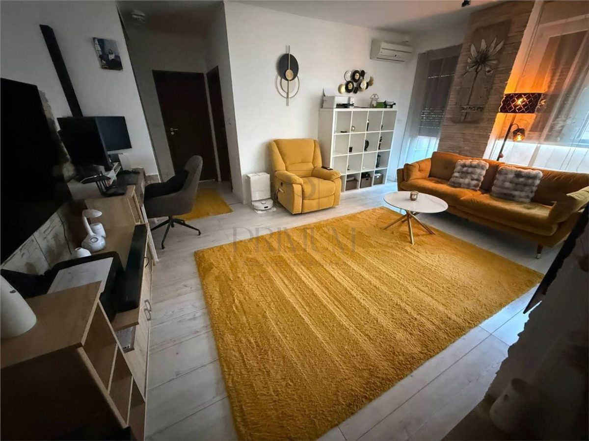 TORONTALULUI | 3 CAM | 2 BAI | ET.2 | LOC PARCARE | BOXA | LIFT || - 